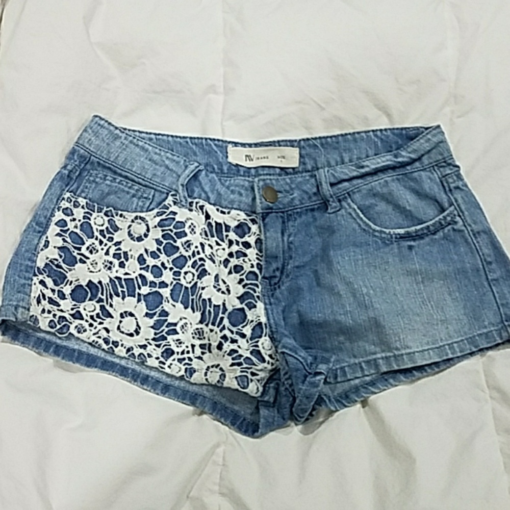 🎀Low rise NV shorts with embroidery. SZ1.